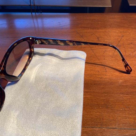 Authentic Vintage Paloma Picasso Sunglasses - Picture 8 of 8
